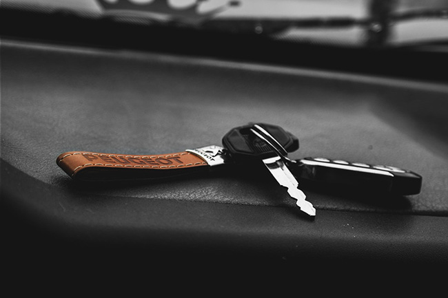 car-key-close-up-key